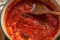Fiery Spicy Marinara Sauce Recipe for Zesty Pasta Night
