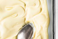 Silky White Chocolate Ganache Recipe for Cakes & Truffles