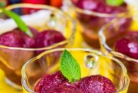 3-Ingredient Honey Berry Sorbet Recipe for Refreshing Dessert
