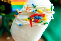 St. Patrick’s Day Cake Pops with Rainbow Sprinkles: Festive Treats Tutorial
