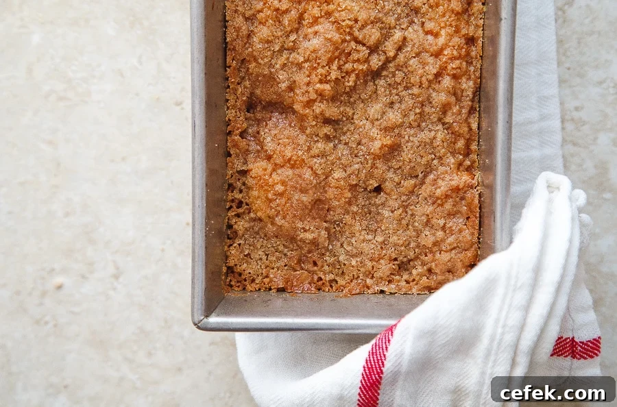 Cinnamon streusel coffee cake recipe @dessertfortwo