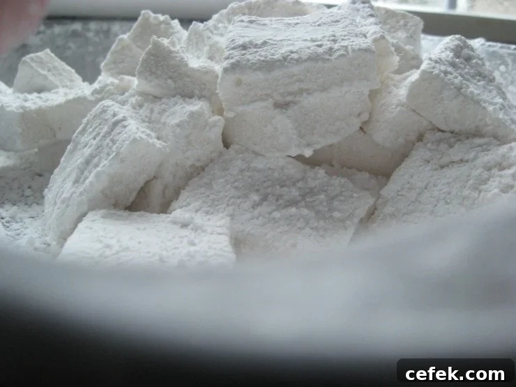 Homemade Marshmallows Recipe | sophisticatedgourmet.com