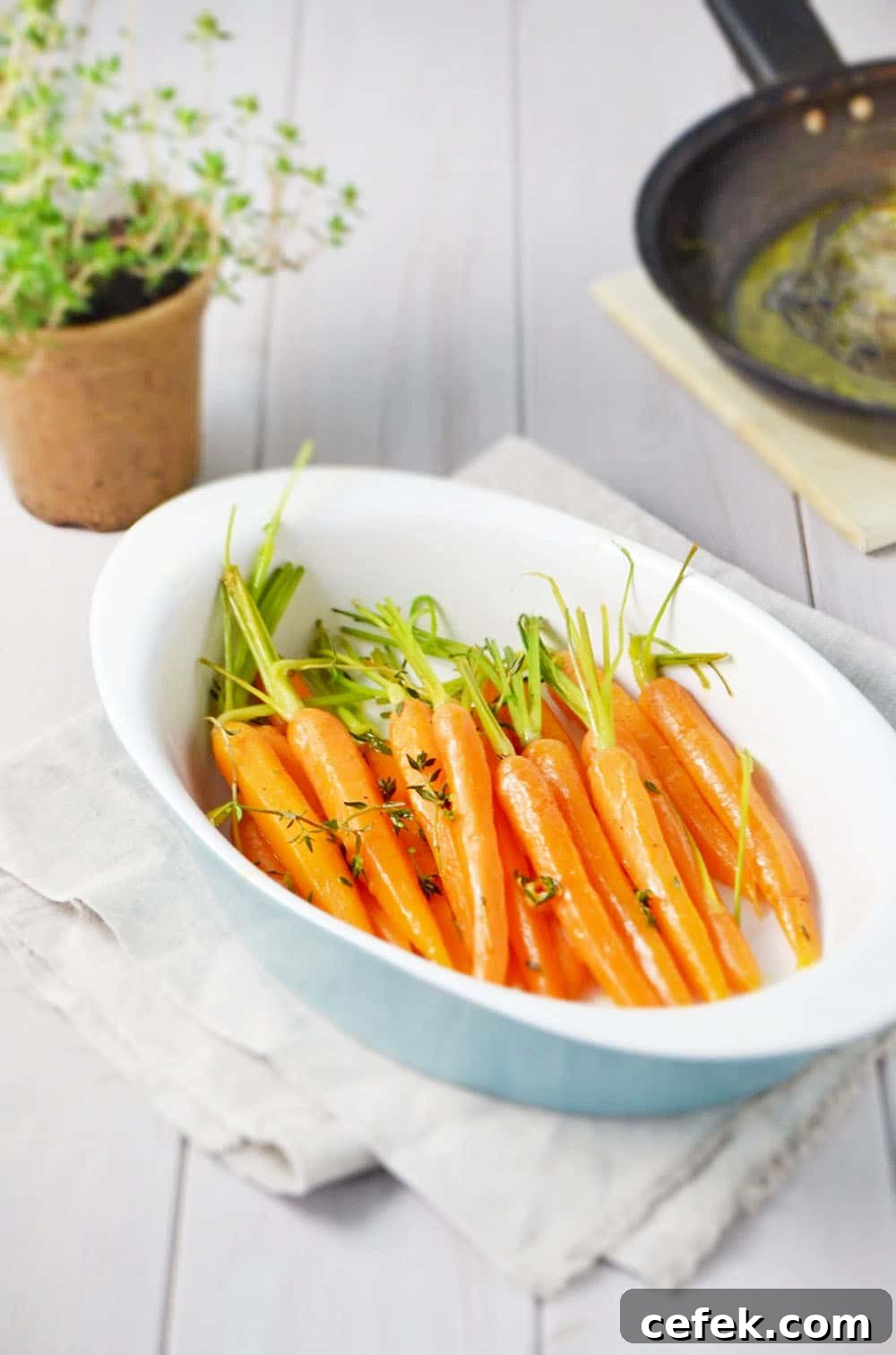 Orange Glazed Carrots with Thyme (Vegan)