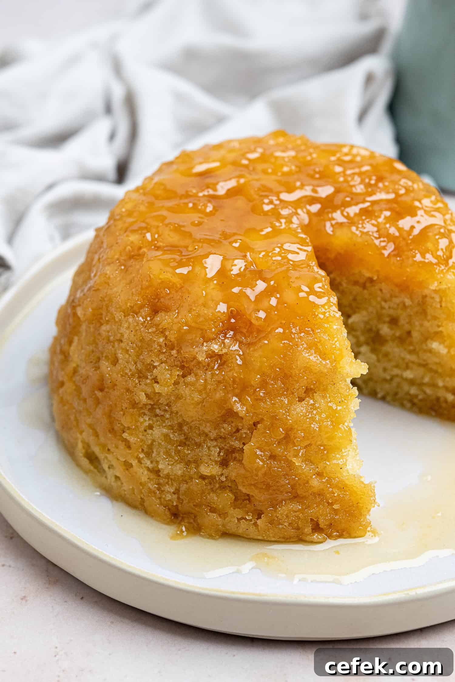 Close up shot of the steamed syrup sponge puydding.