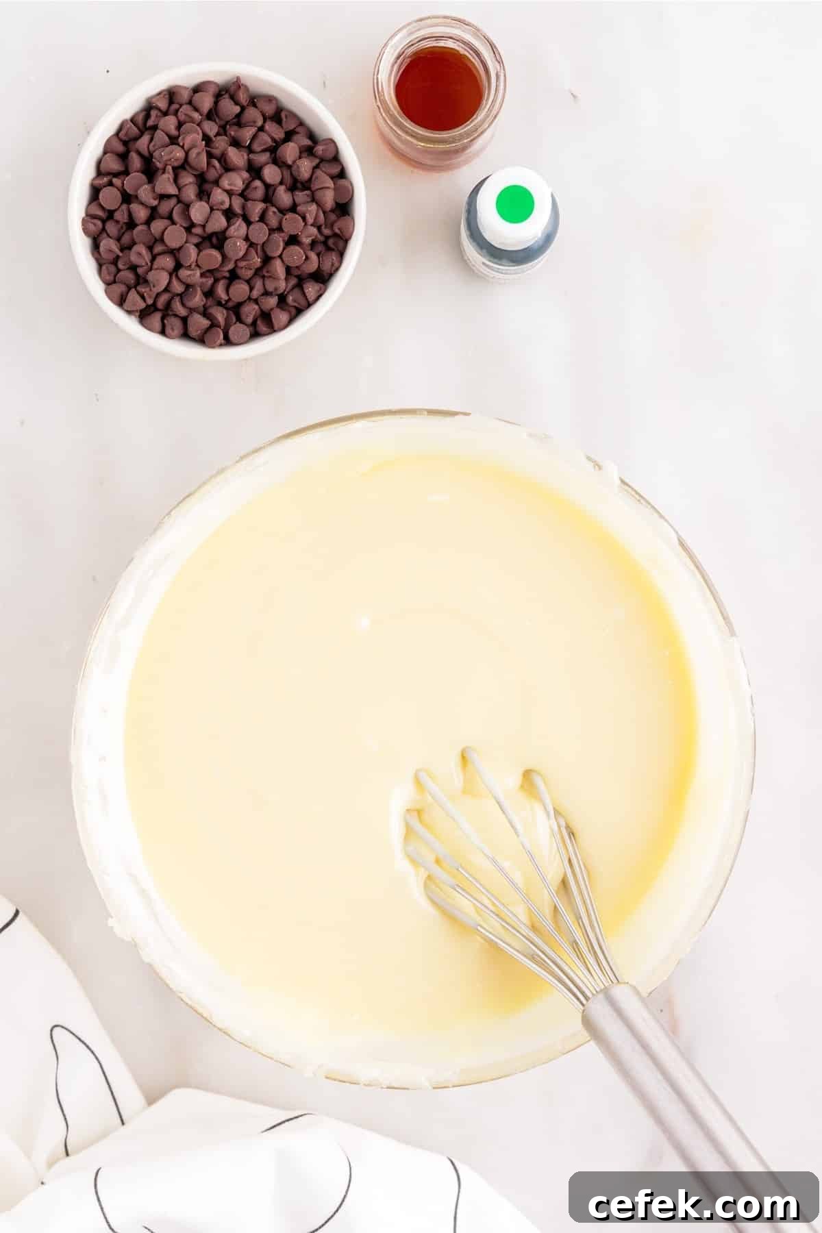 Melting the fudge mixture.
