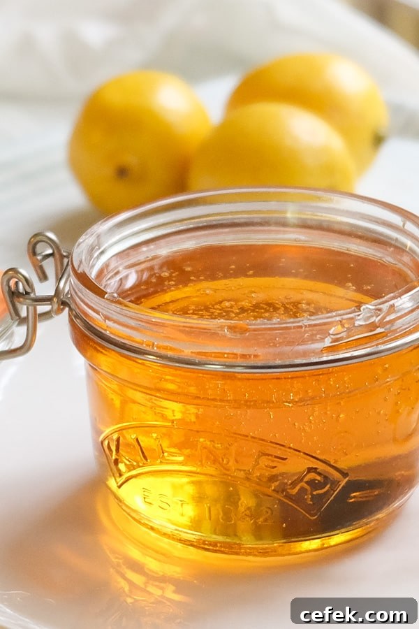 golden syrup in a jar