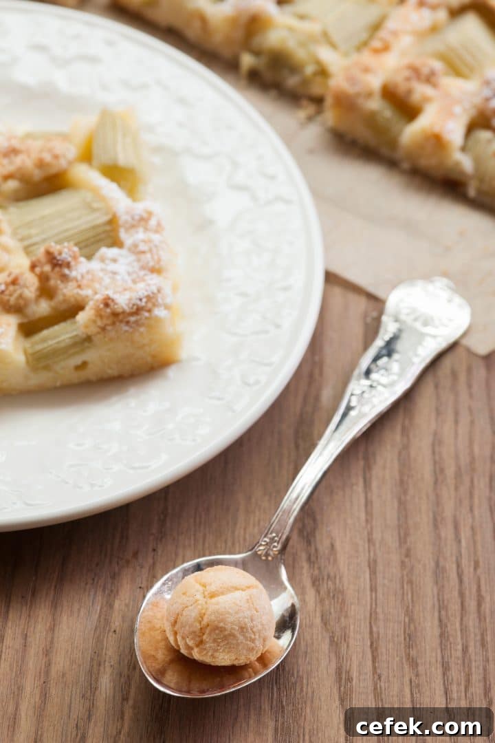 delicious-rhubarb-cake-recipe