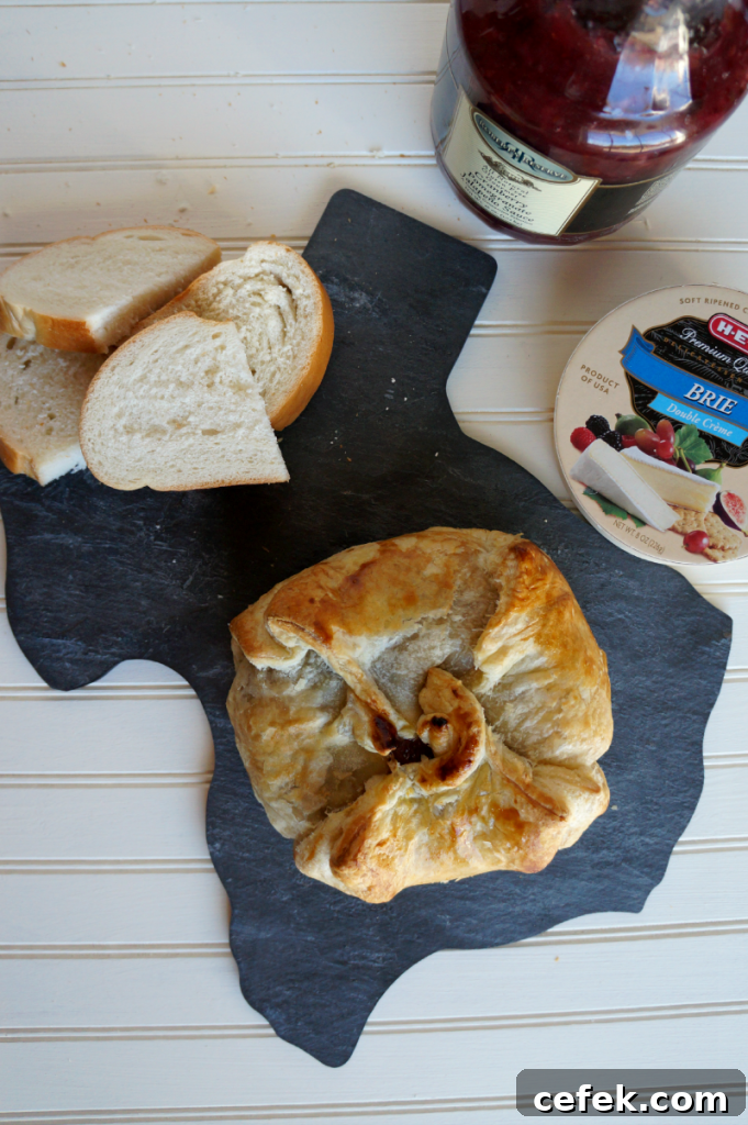 cranberry jalapeno baked brie | The Baking Fairy